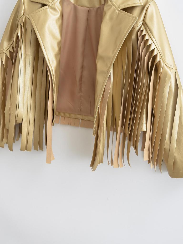 Женская уличная мода осень 2023 кожаная куртка с кисточками