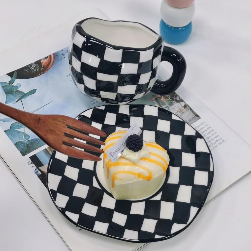 Керамическая кружка в корейском стиле 300 мл, кавайная, милая, расписанная вручную, ретро-чашка для кофе с блюдцем, чашка для молока, завтрака, десерта, подарок ребенку