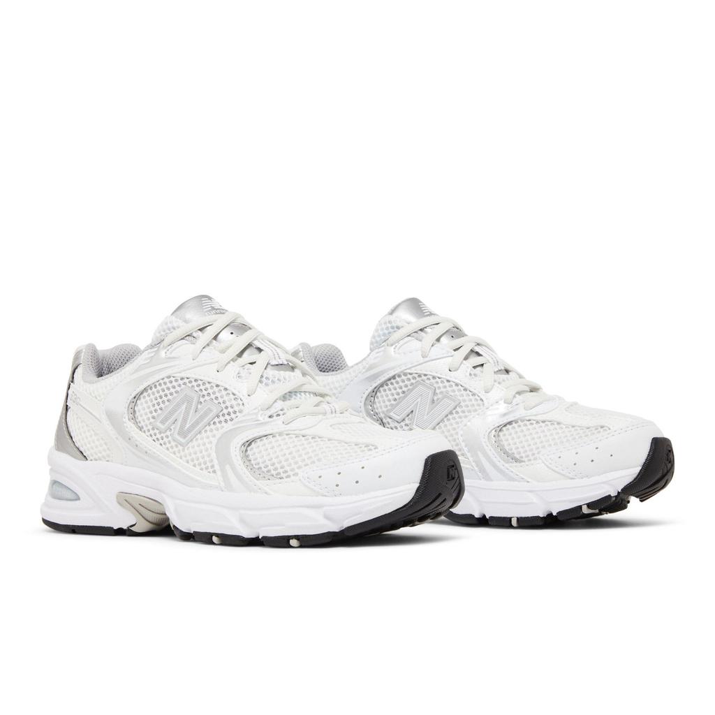 New Balance 530 'Серебристо-белый' (унисекс) Белые / Серебристые металлик беговые кроссовки Munsell MR530EMA
