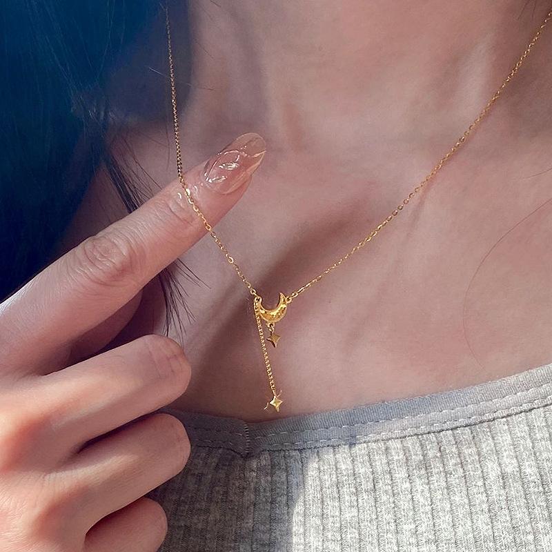 Inspired Sparkling Star Moon Necklace Creative Design Irregular Broken Ice Pendant Tassel Collar Chain Wedding
