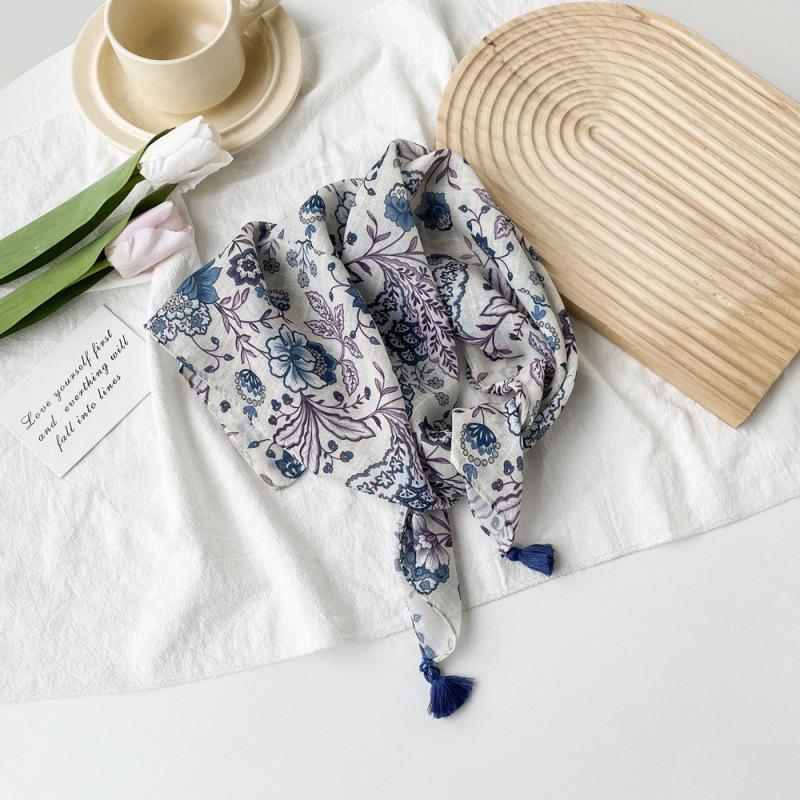 Small Fresh And Sweet Silk Scarf Square Scarf High-End Cute Style With Cotton And Linen Small Square Scarf Women'S Scarf Fringed Pendant