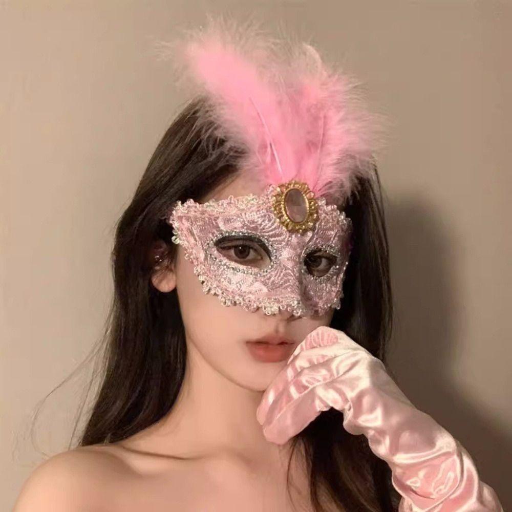 1Pcs Lace Half Face Mask Peacock Feathers Masquerade Mask Luxury Party Mask For Adult Child