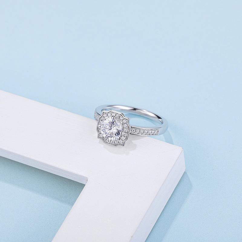 Кольцо с муассанитом S925 Посеребренное 18K Золотом Инкрустированное 1 Карат Кольцо с Муассанитом Внешняя Торговля Экспорт