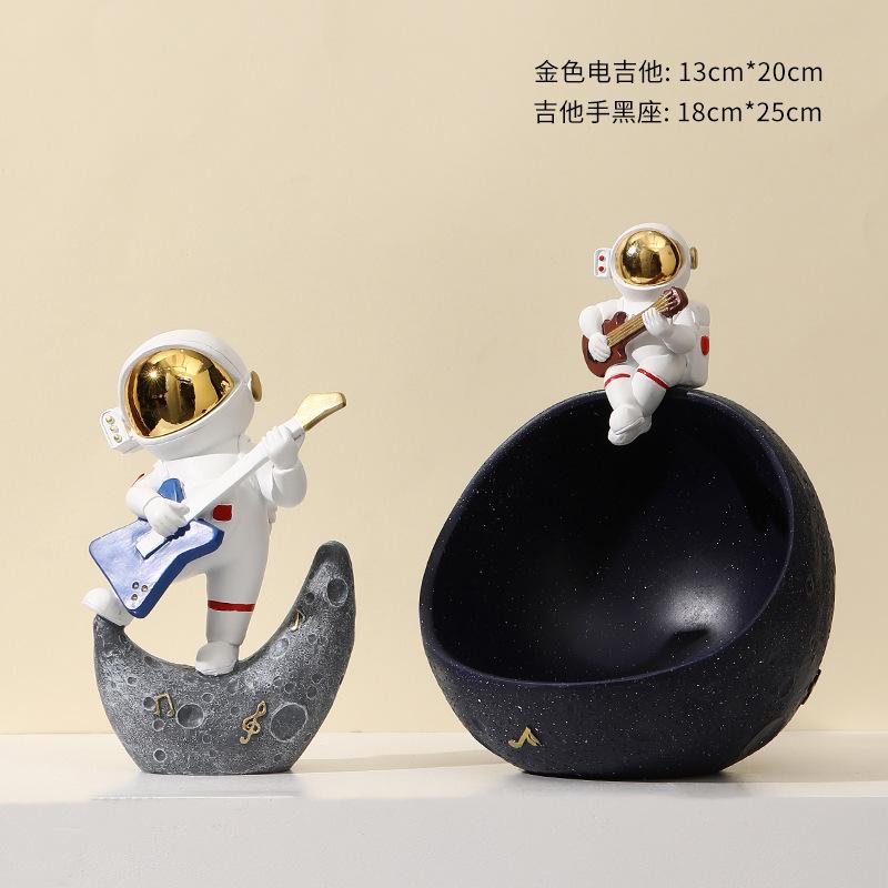 Creative Astronaut Entrance Closet Key Storage Tray Living Room Desktop Astronaut Home Decor
