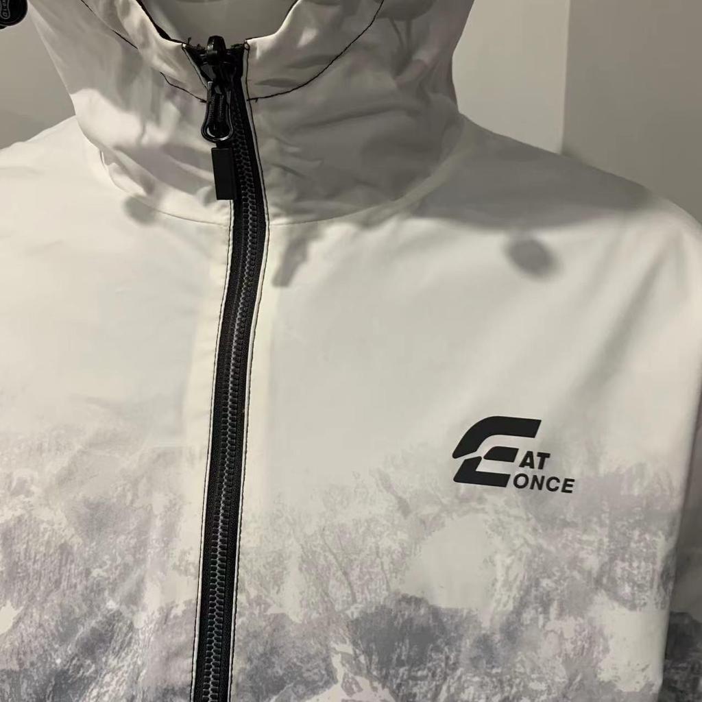 Мужская двусторонняя куртка с капюшоном и градиентным пейзажным принтом