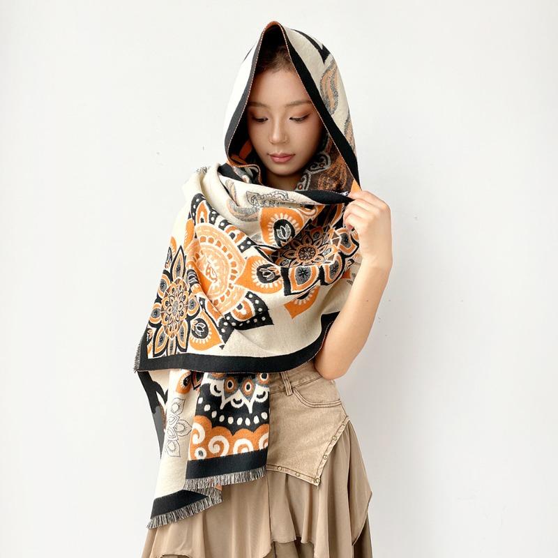 New Autumn and Winter Scarf Shawl Retro Exotic Imitation Cashmere Scarf Temperament Shawl