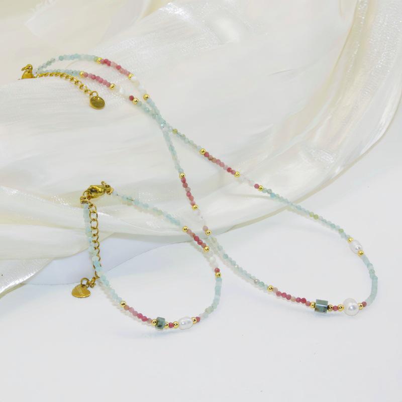 Чокер с жемчугом пресной воды и натуральными камнями - Универсальное колье-чокер для женщин