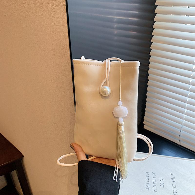 Простая и Модная Наплечная Сумка для Мобильного Телефона, Нишевая Маленькая Сумка, Женская Новая Модная Модная Сумка Кроссбоди, Наплечная Сумка для Мобильного Телефона