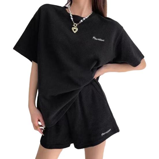 Women's Casual Two-Piece Shorts Set Loose Short Sleeve T-shirts Elastic Waist Shorts Sets with Pockets Summer Lounge Outfit