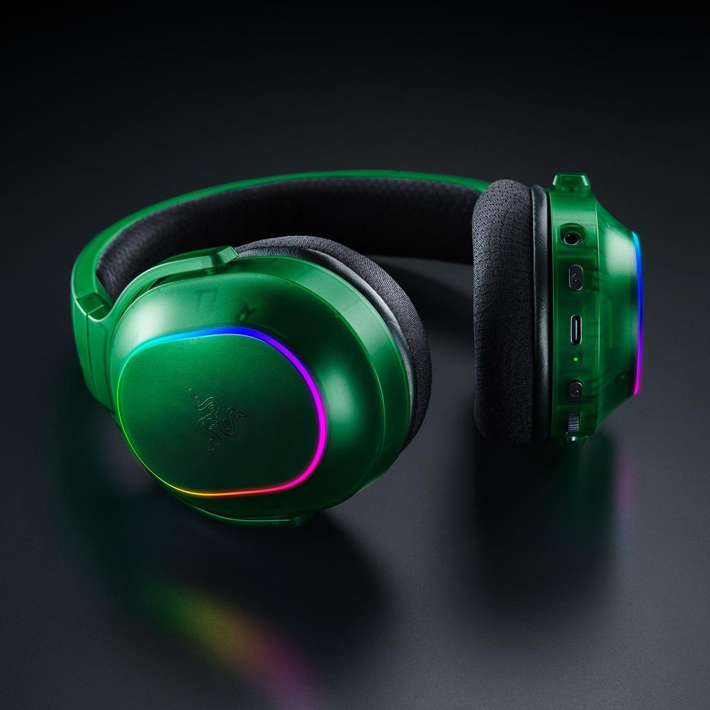 Razer Barracuda X Chroma Phantom Green Edition Wireless Gaming Headset with TriForce 40mm Detachable HyperClear Battery Switch and Drivers,
