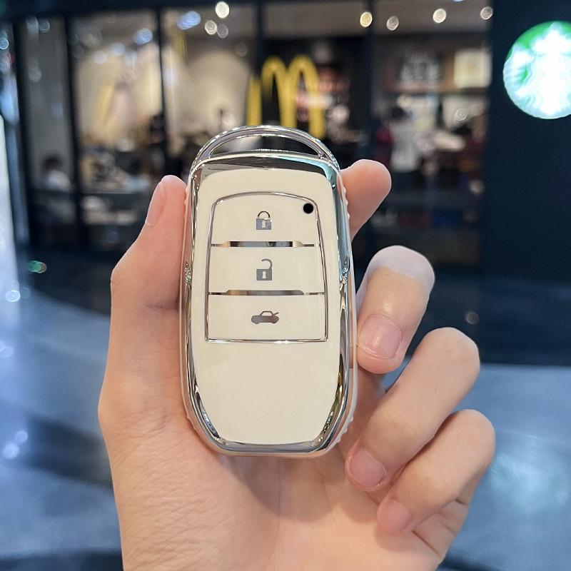 TPU Car Key Case Fob Cover for Toyota CHR Hilux Fortuner KL41 Land Cruiser 200 Camry Corolla Crown RAV4 Highland Keychain Accessories