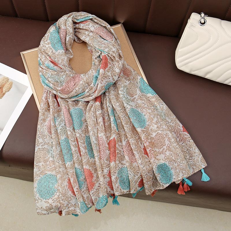Fresh and Elegant Red Petal Mixed Printed Tassel Scarf for Women Cotton and Linen Scarf for Travel Decorative Shawl