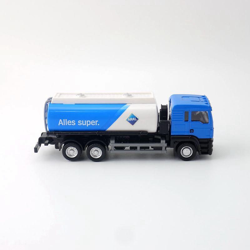 Ma Ke Da 1:64 Die-Cast Truck Models: Scania, MAN, Mixer, Fire, Container.