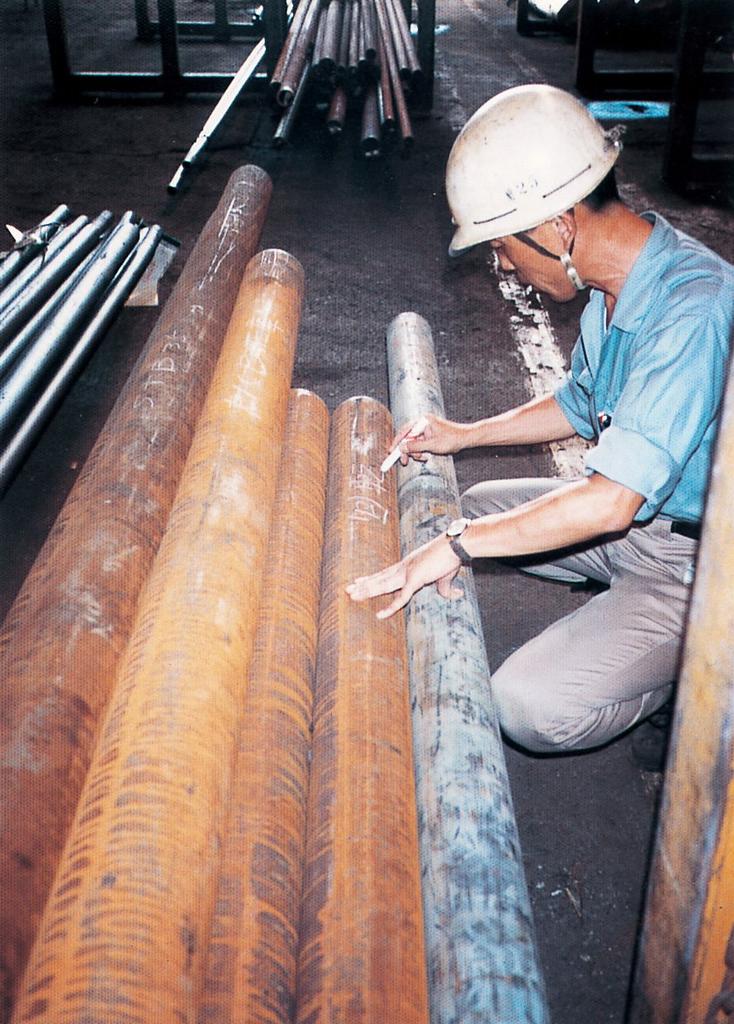 Sakura Crepas Oil Pen Solid Marker Yellow SC-P#3