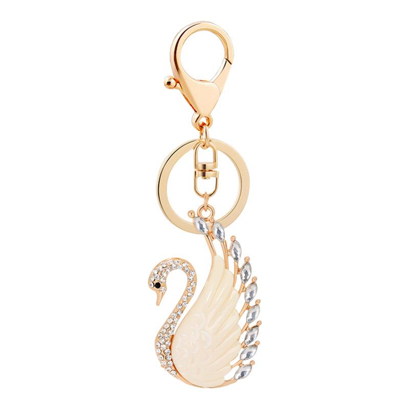 Korean Version of The Fashion New Creative Crystal Swan Keychain Pendant Exquisite Girls Bags Ornaments Pendants Small Gifts