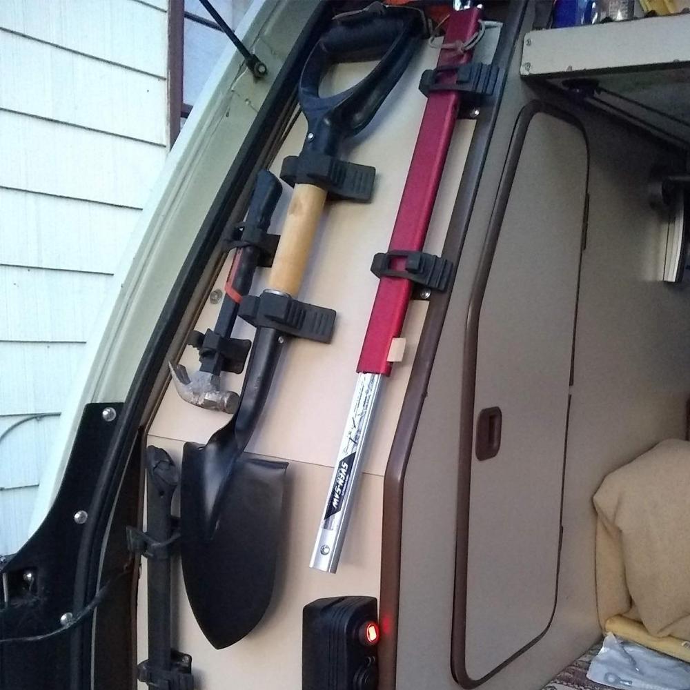 Резиновое крепление-зажим подходит для инструментов диаметром 1"~1.5" 2 шт. Держатель для рукоятки Резиновый держатель для рукоятки Крепление-зажим Кронштейн Держатель для лопаты Крепление Быстросъемное