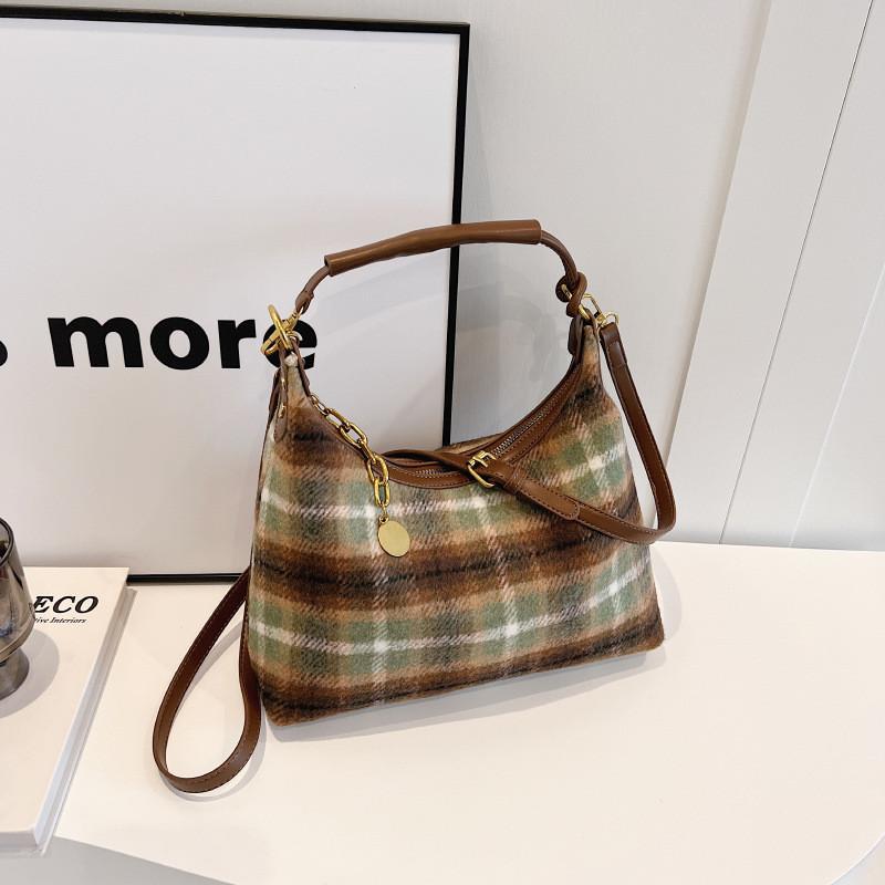 Ielgy Autumn Winter Fashion Plaid Bag Woolen Plaid Contrast Color Small Square Bag High-End Messenger Shoulder Bag