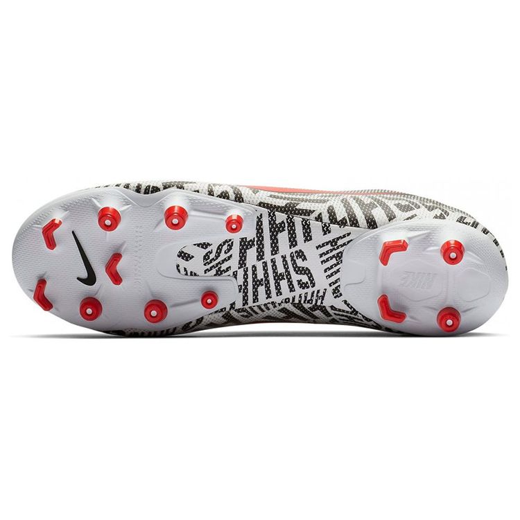 Nike Mercurial Vapor 12 Academy NJR FG/MG белые кроссовки Challenge красные мужские черные AO3131-170
