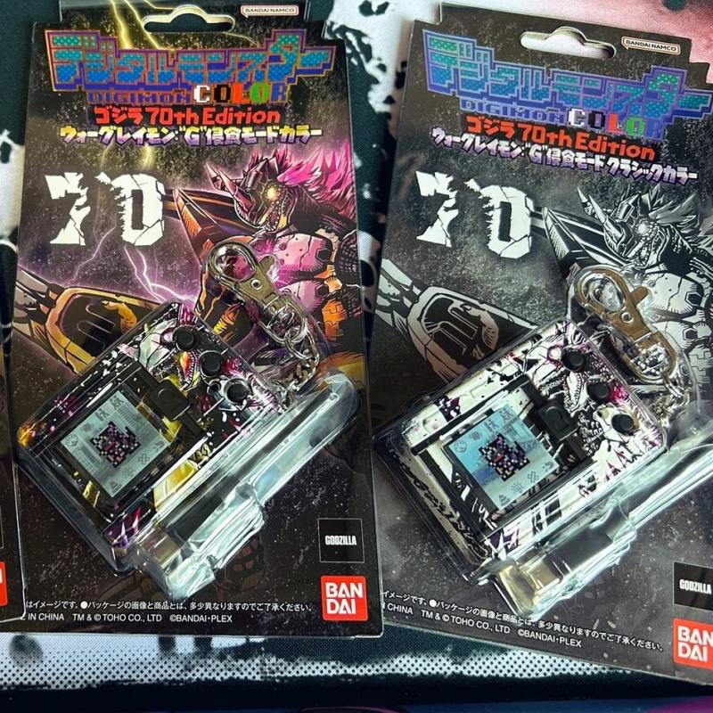 Genuine Digital Monster V-Pet Digimon Color Digivice G 70th Anniversary War Greymon Figure Model Anime Christmas Gift Toy
