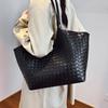 Ретро Сумка-тоут с имитацией плетения: Роскошная, универсальная наплечная сумка с большой вместимостью для работы и поездок.