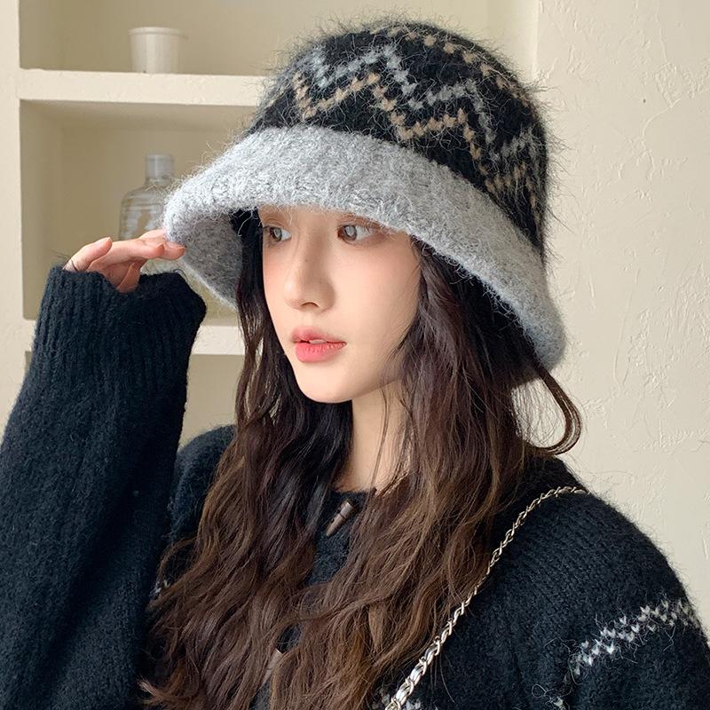 Bucket Hat Women's Autumn and Winter Light Luxury Style Versatile Bucket Hat Windproof Warmth Ear Protection Woolen Fisherman Hat