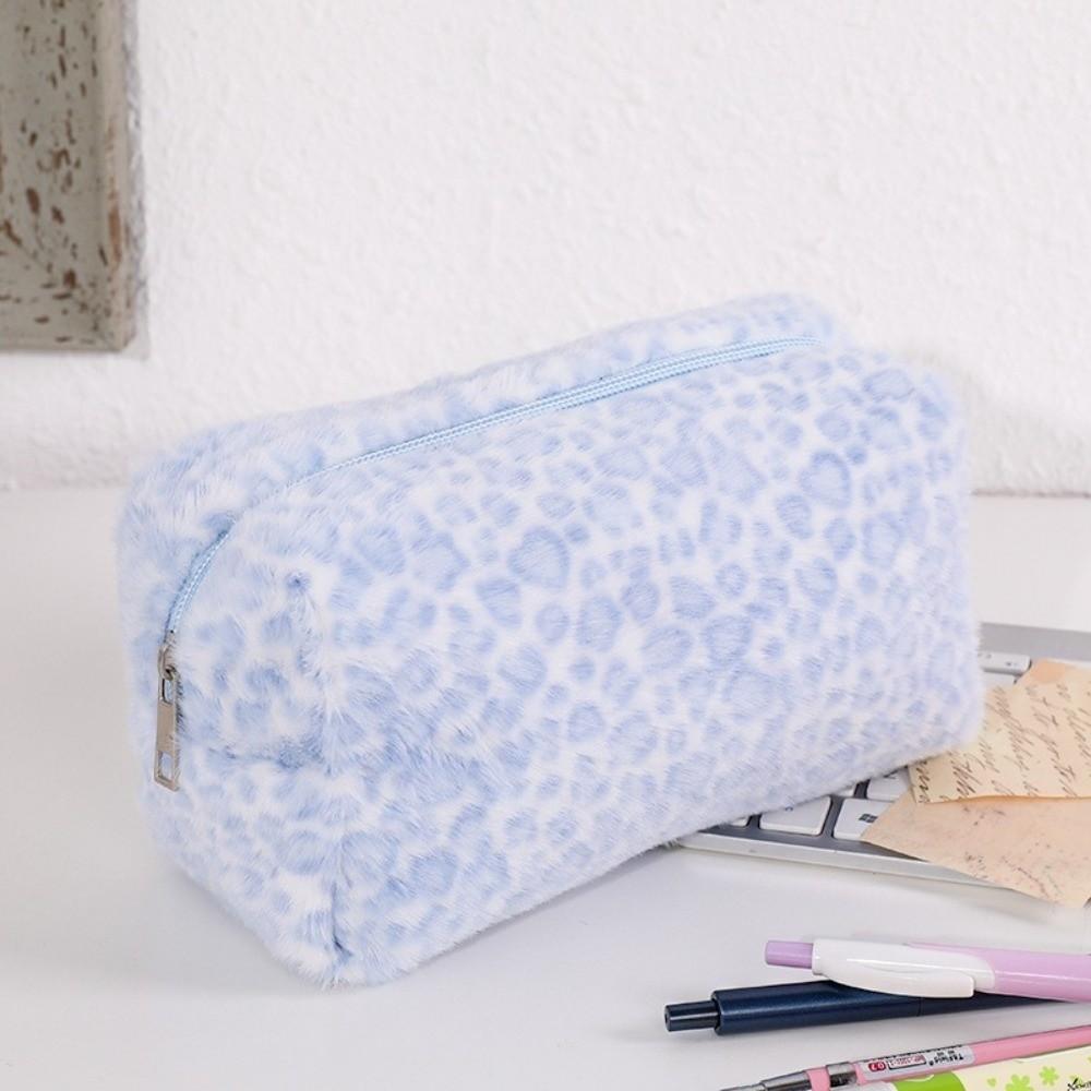 Plush Travel Toiletry Pouch Large Capacity Cosmetic Bag Durable Leopard Print Makeup Bag Women