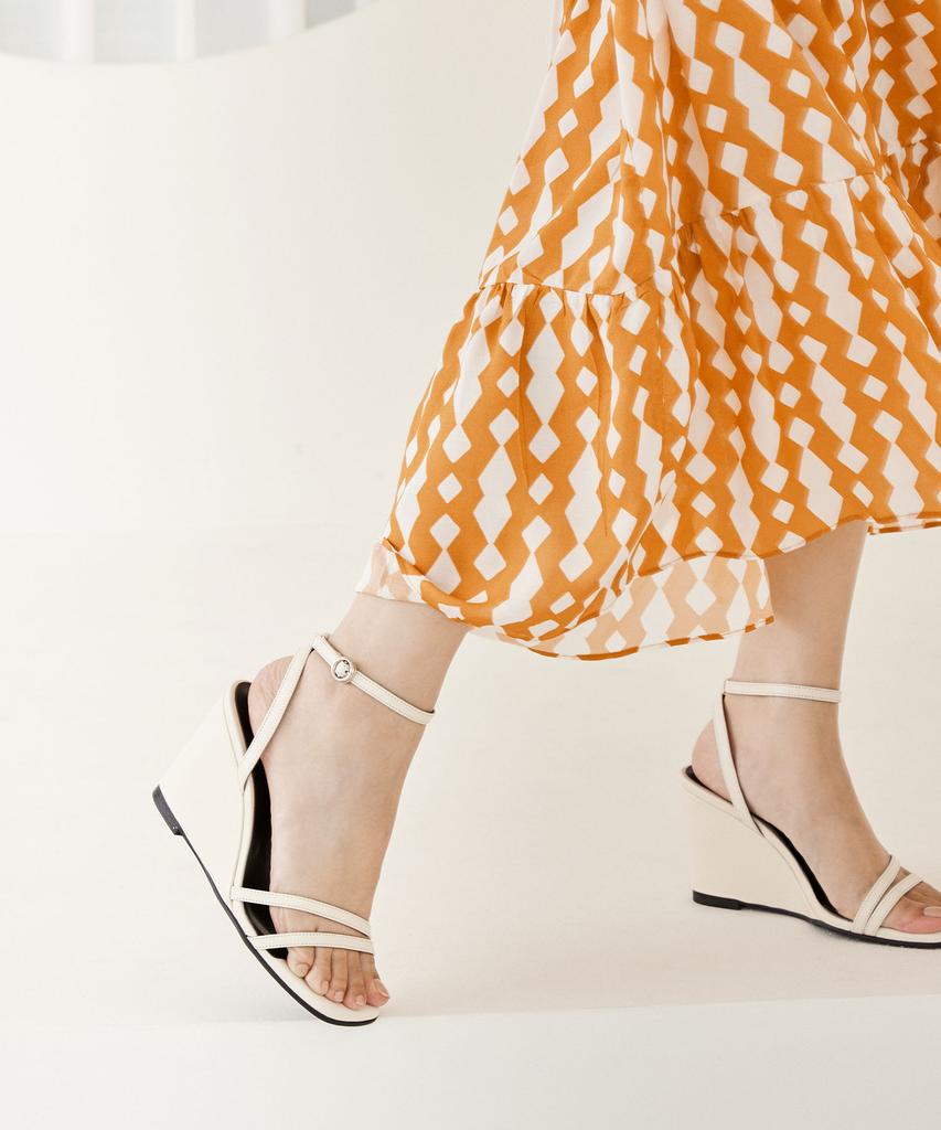 Awesome Dew Sandals_Ads369