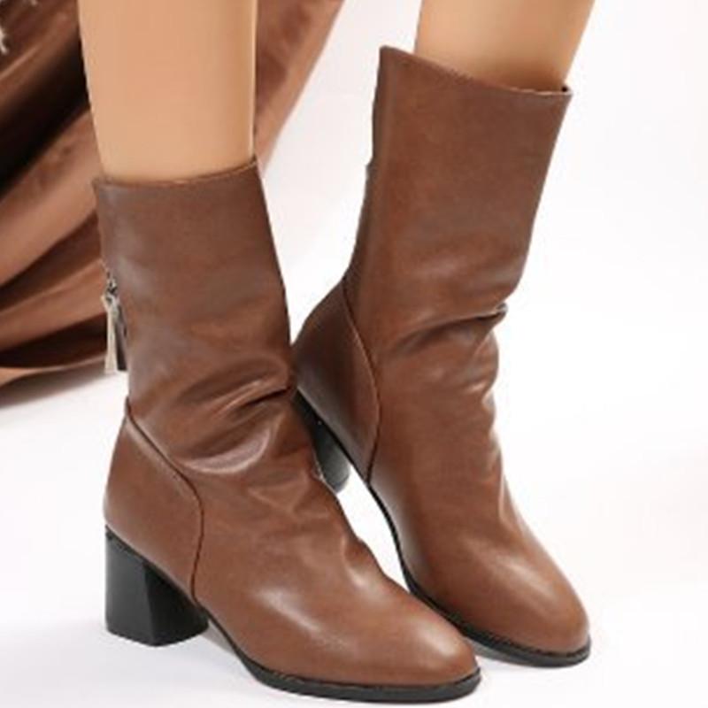 Осенне-зимняя обувь. Сапоги больших размеров. Женские туфли с круглым носком на толстом каблуке.