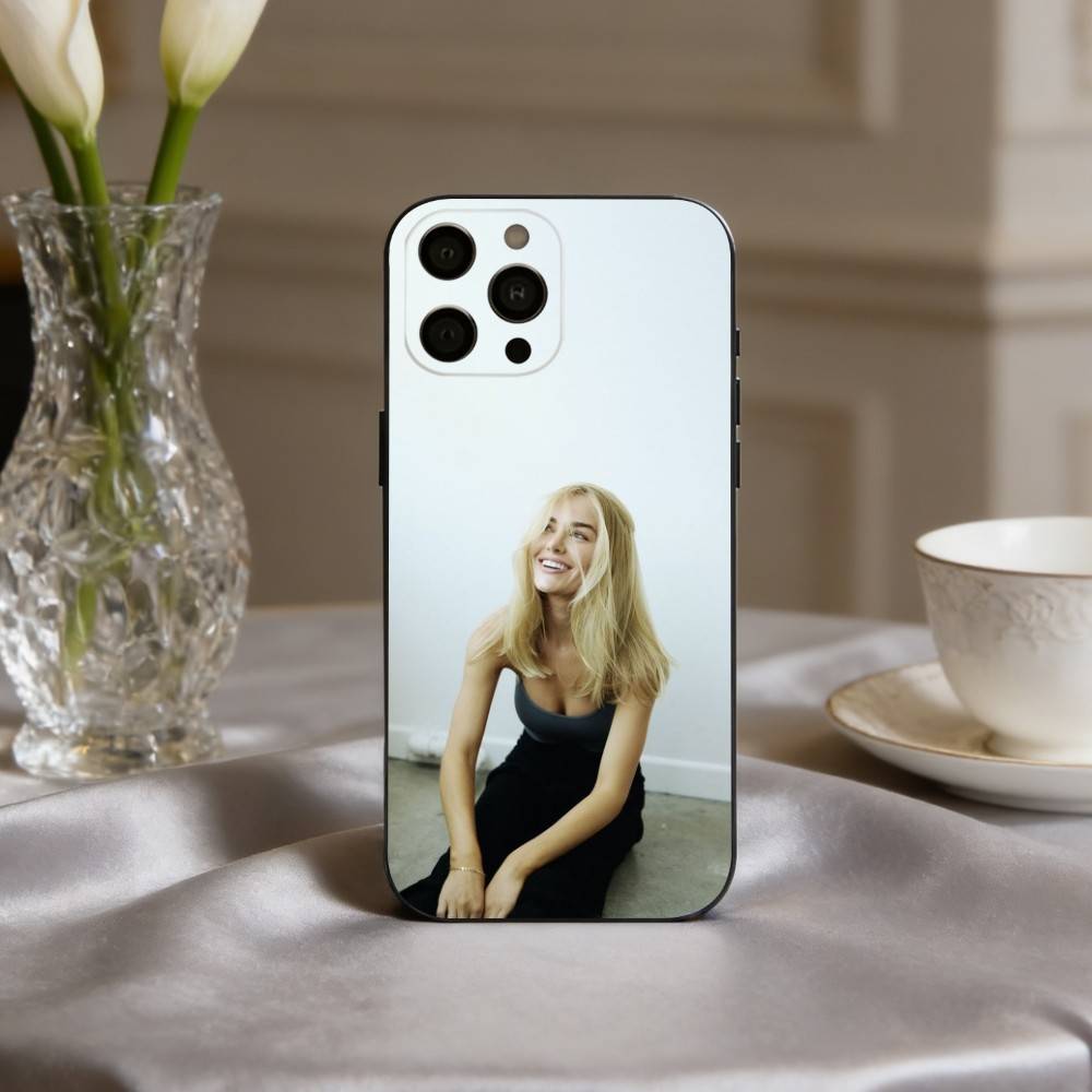 Actress M-Michelle R-Randolph Phone Case For iPhone 17pro,16,15,14,13,12,11 Plus,Pro Max,XS,Soft Silicone Black Cover