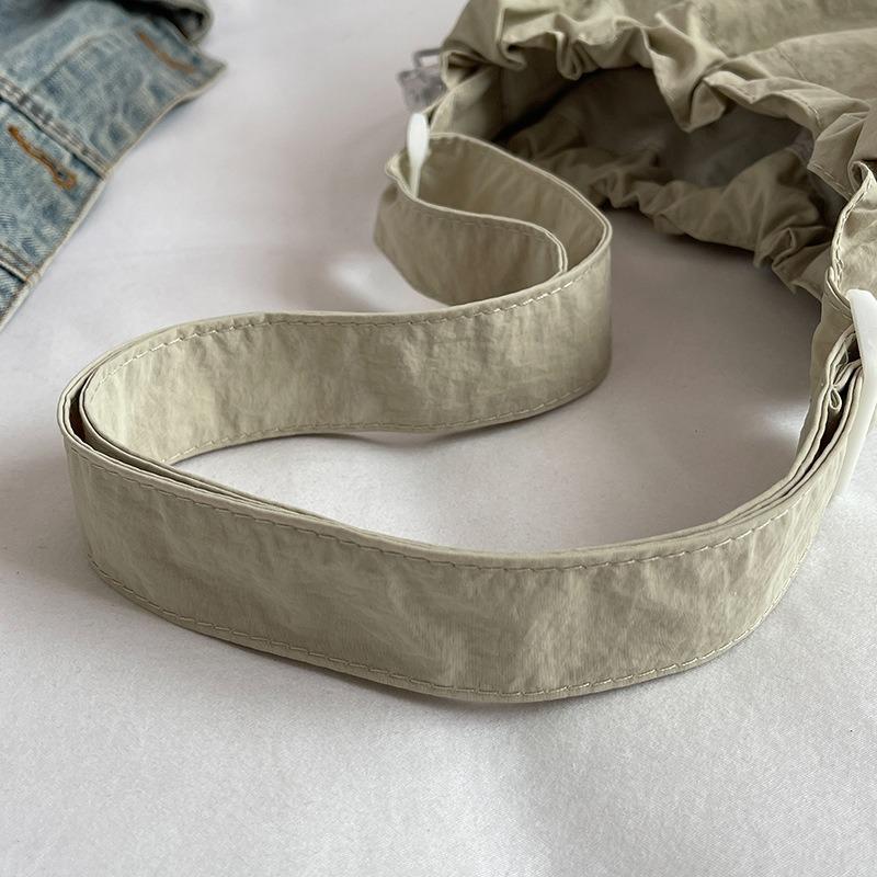 Сумка женская новая нейлоновая на плечо с принтом букв, универсальная повседневная портативная сумка-тоут большой вместимости на подкладке