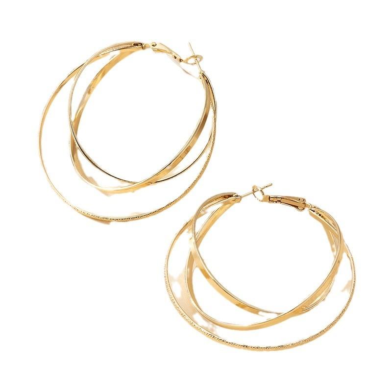 Простые многослойные крестообразные серьги-кольца для женщин