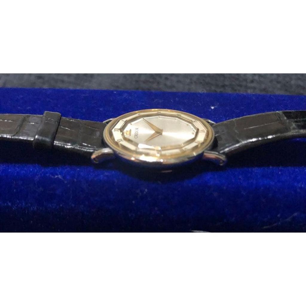 Б/у часы SEIKO CREDOR 2F70-0300 с ободком из 18-каратного золота