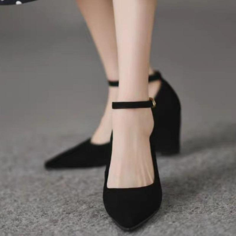 Модная женская обувь на танкетке, осенняя новинка, с острым носком, с мелким вырезом, замшевая, с ремешком, противоскользящая, износостойкая, низкая