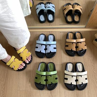 Женская обувь – Сандалии