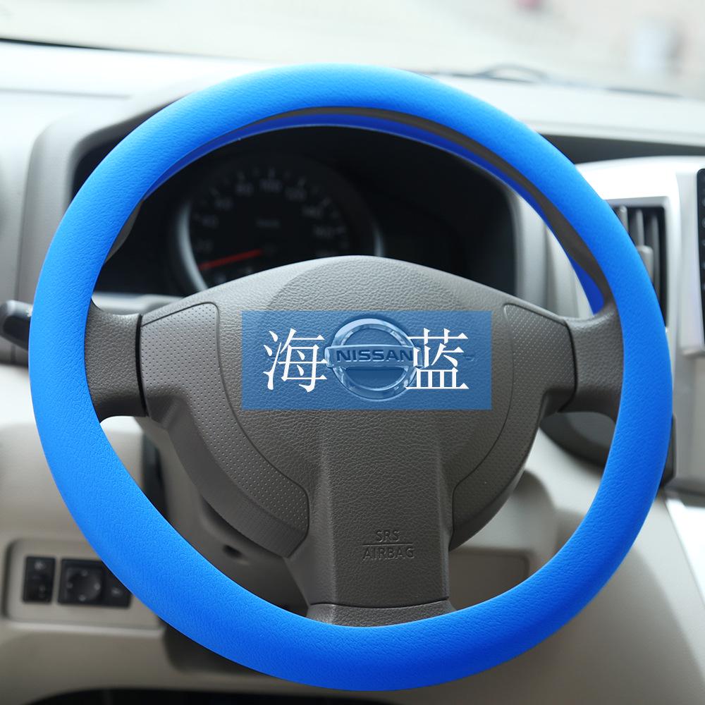 Litchi Pattern Silicone Steering Wheel Cover: Fold-Resistant, Flexible, Scratch-Resistant Leather Protector