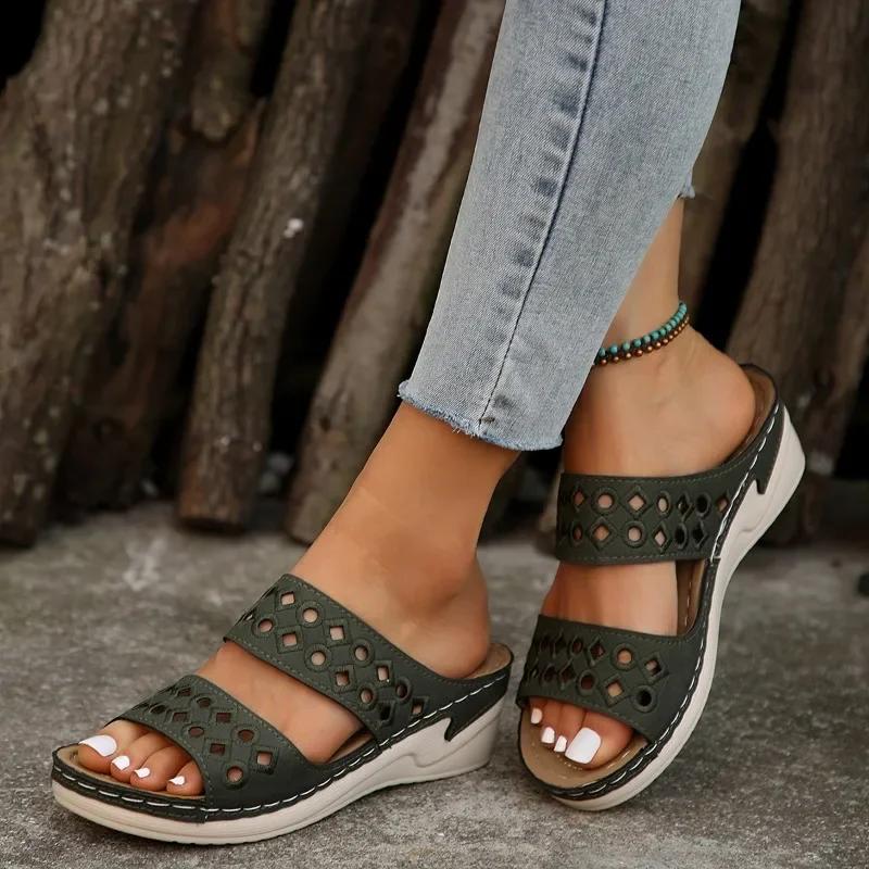 Женские сандалии 2024 года, новые летние женские туфли, удобные тапочки на мягкой подошве, модная обувь Hollow Zapatos Mujer