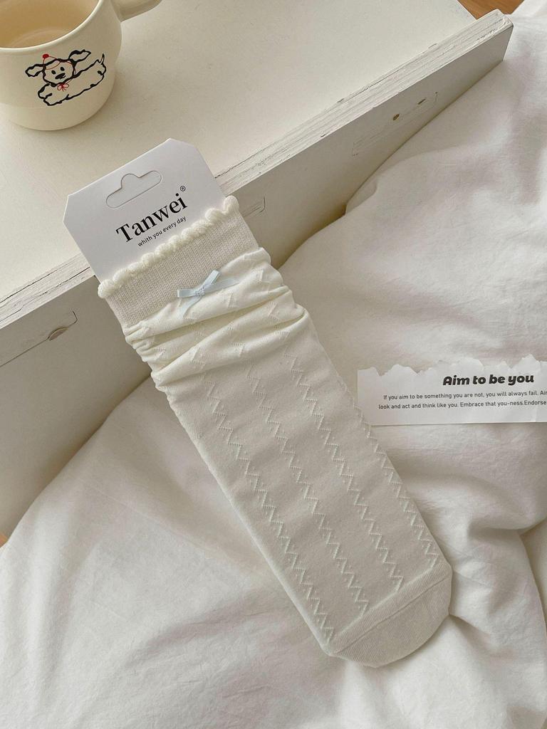 Korean Style Mid-Calf Bow Socks with Stars in Grey and White for Spring/Summer