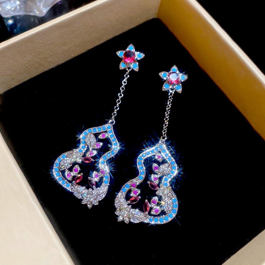 Французский придворный стиль Серьги-пусеты с прямоугольным цирконом на серебряных иглах Изысканные легкие роскошные высококлассные серьги Преувеличенные серьги Женщины