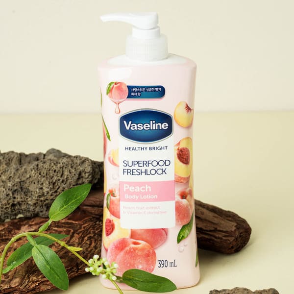 Лосьон для тела Vaseline Superfood 390 мл персик