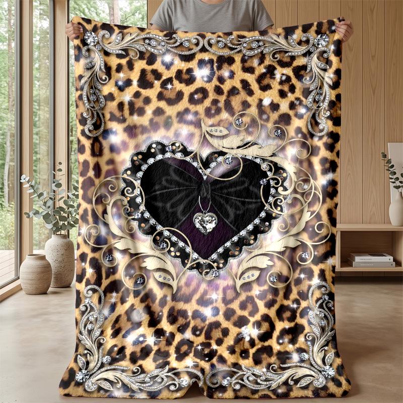 Leopard Heart Luxury 2 Theme blanket Lightweight Warm Flannel Blanket Decorative Throw Blanket for Home Decoration