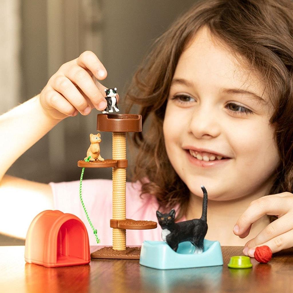 Schleich Farm World Cat Play Area Figure 42501