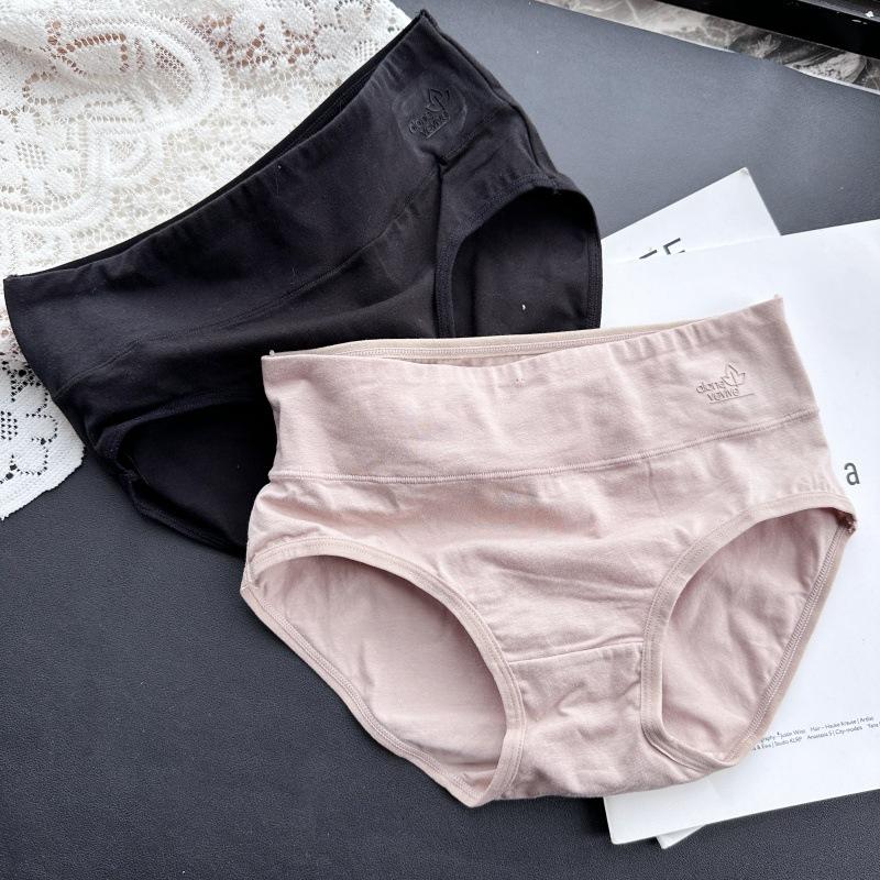 Ladies Spring and Autumn Classic Comfortable Cotton Comfortable Hip Mid Waist Underwear