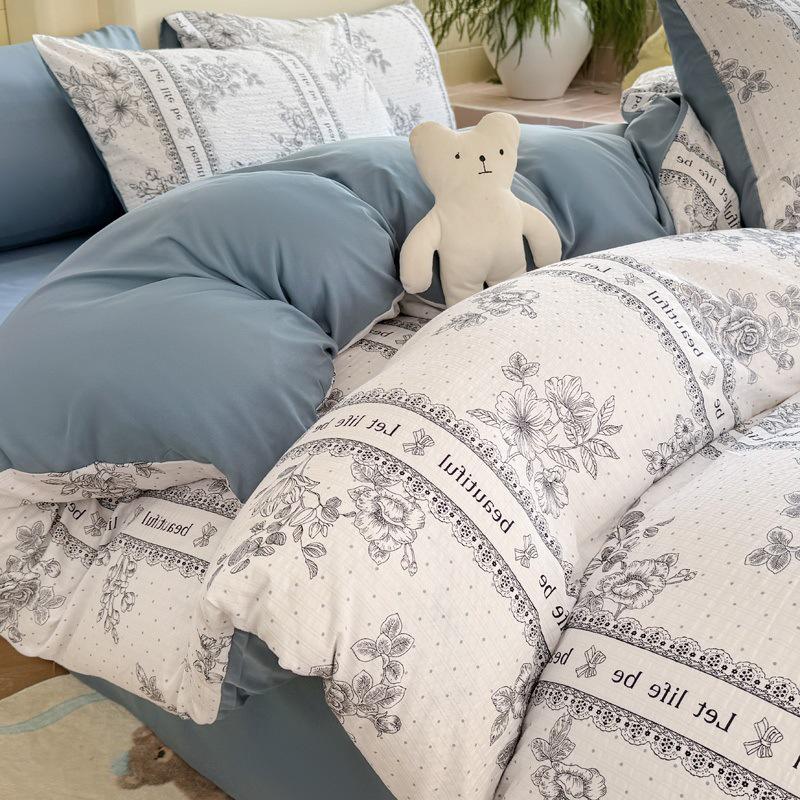 Комплект постельного белья из четырех предметов на лето из двухслойной марли класса А с цветочным принтом и пузырчатого хлопка