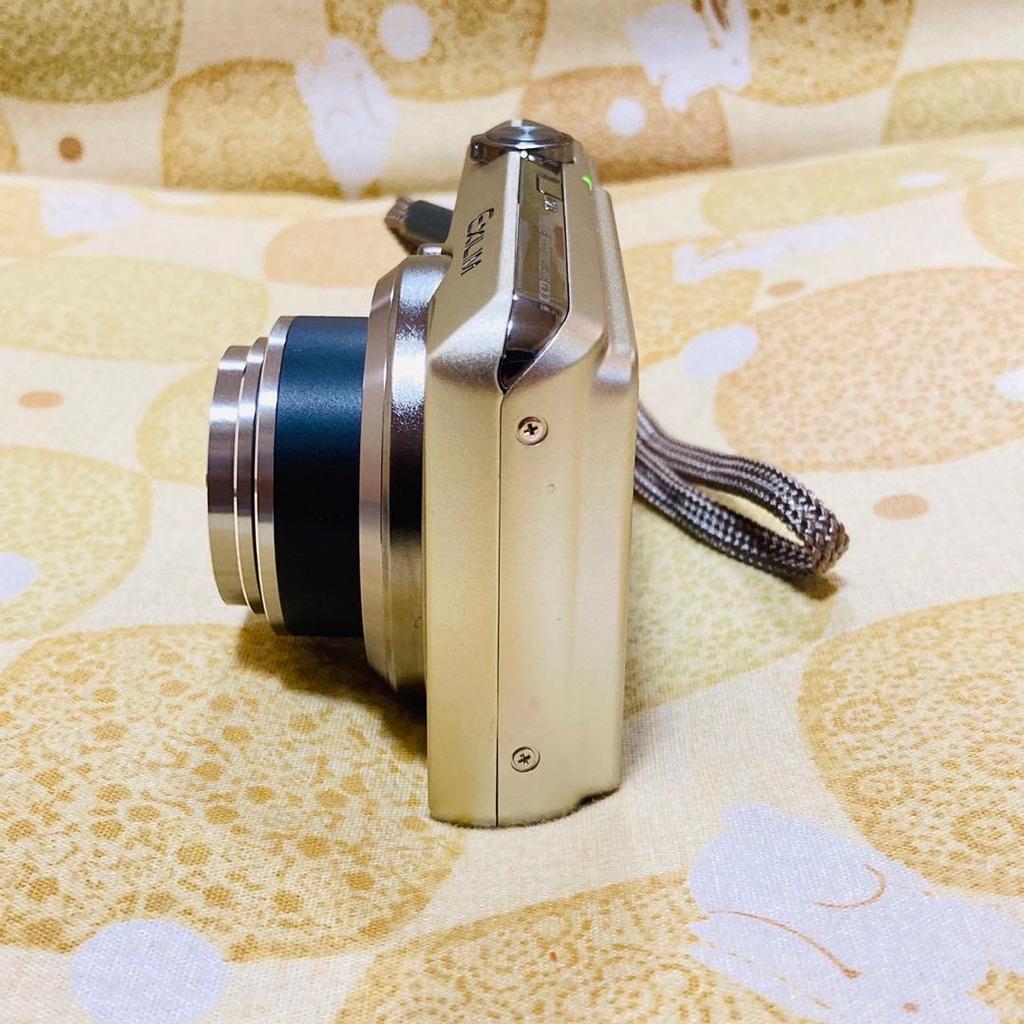 Цифровая камера CASIO EXILIM EX-ZS150, б/у, золотистая