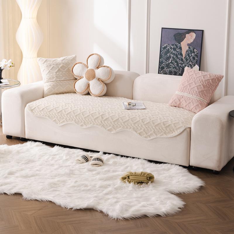 Зимняя плюшевая подушка для дивана специальной формы Four Seasons Universal Non-Slip Straight Row Special Cushion Sofa Cover Fabric
