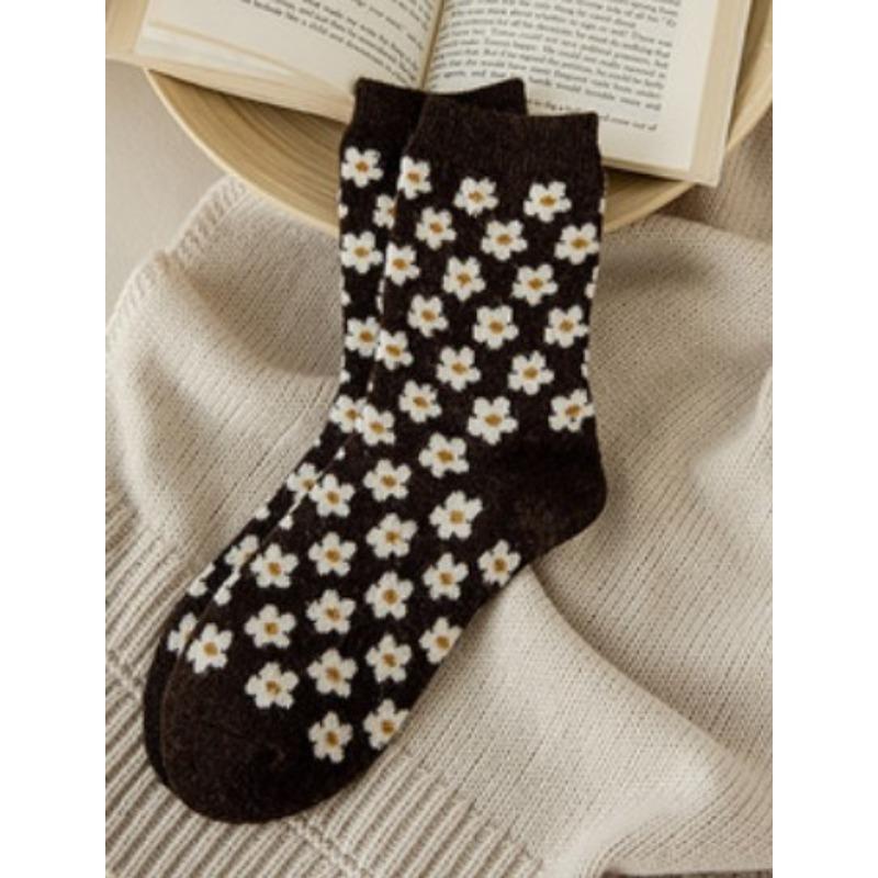 Winter Fashion Special Ethnic Style Thick Woolen Socks Retro Thickened Warm Rabbit Wool Socks for Women Polka Dot Ethnic Style Cashmere Socks
