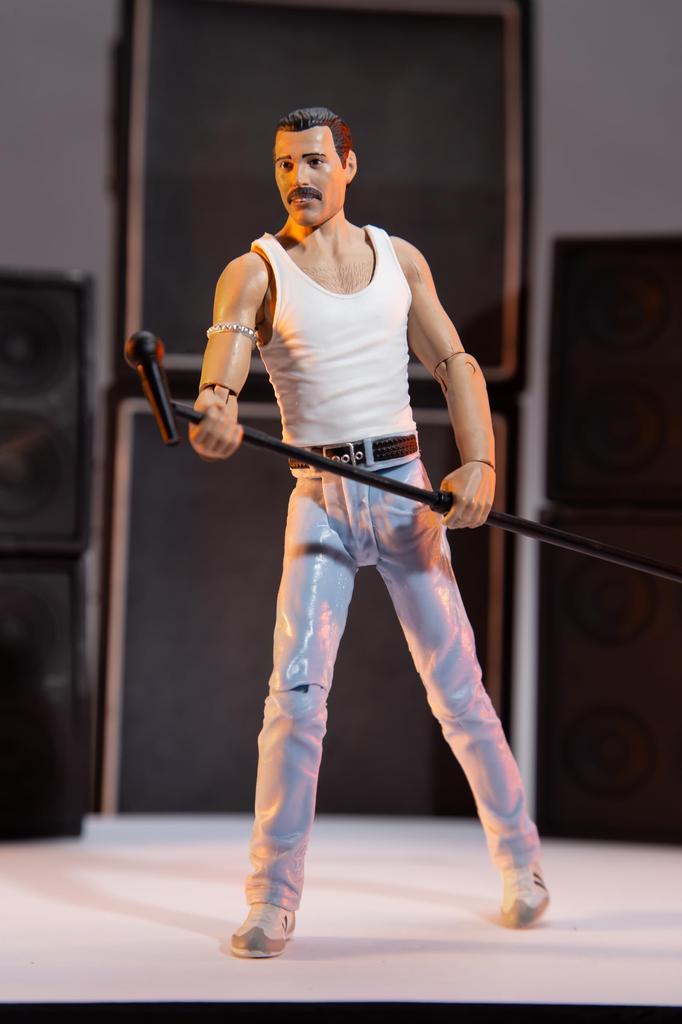 McFarlane Toys Music Maniac Rock Фредди Меркьюри Фигурка - 6 дюймов