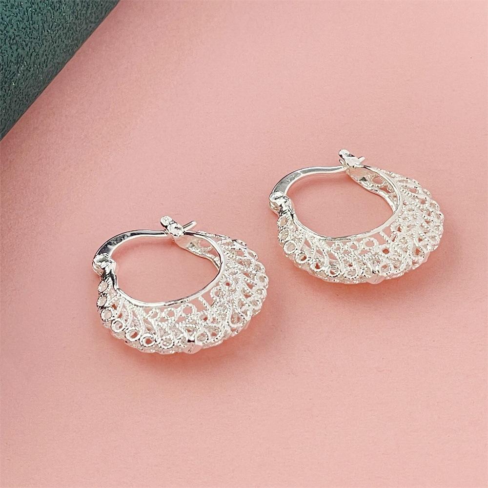 2026 Jewelry Copper Silver Plated 2.2 * 2CM Hollow Moon Geometric Earrings