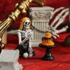 Скелет Девочка Орнамент Скелет Девочка Ест Торт Фигурка Готическая Настольная Скульптура для Украшения Вечеринки на Хэллоуин