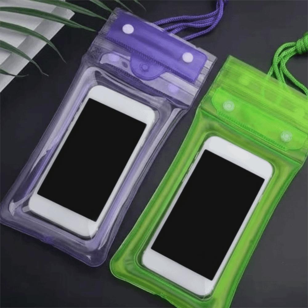 Full View Water-Sprinkling Festival Phone Pouch Floating Design Waterproof Bag Snow Environment